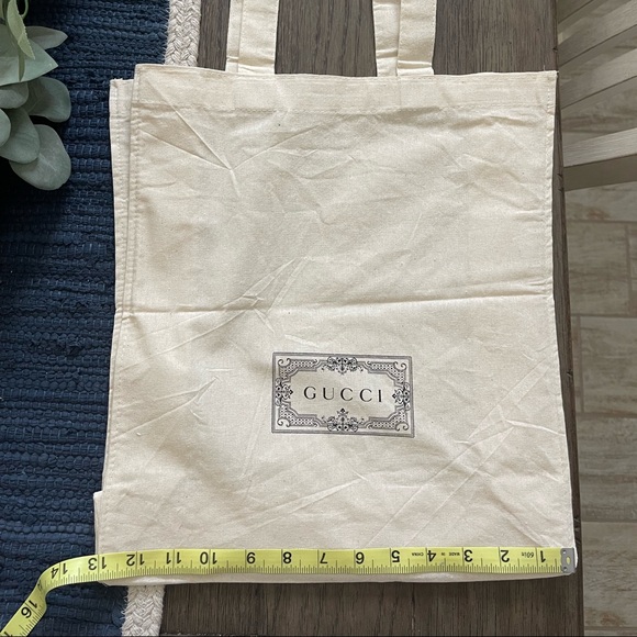 GUCCI Canvas Tote Bag - Picture 1 of 6